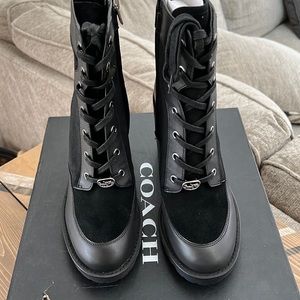 Coach Hedy Bootie size 9